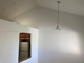 16304 Glenmoor Dr 16304, West Palm Beach FL 33409