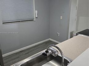 8065 SW 107th Ave 202, Miami FL 33173