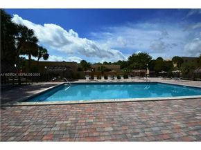 8065 SW 107th Ave 202, Miami FL 33173