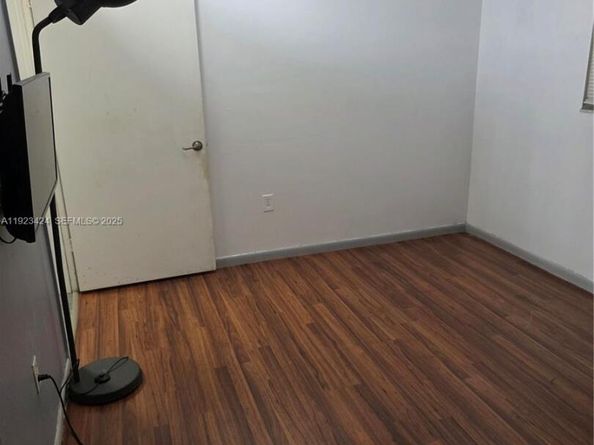 8065 SW 107th Ave 202, Miami FL 33173