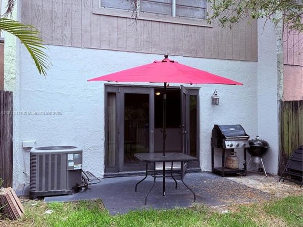3591 NW 91st Ave, Sunrise FL 33351