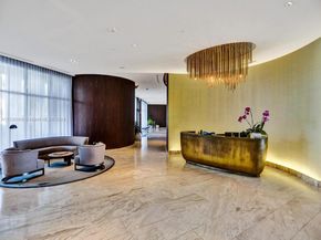 3250 NE 188th St 207, Aventura FL 33180
