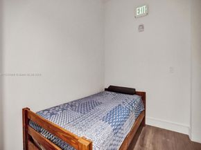 3250 NE 188th St 207, Aventura FL 33180