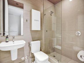3250 NE 188th St 207, Aventura FL 33180