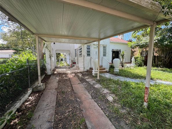 1920 SW 13th St, Miami FL 33145