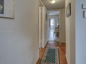 2440 Lake Osborne Dr 210, Lake Worth FL 33461