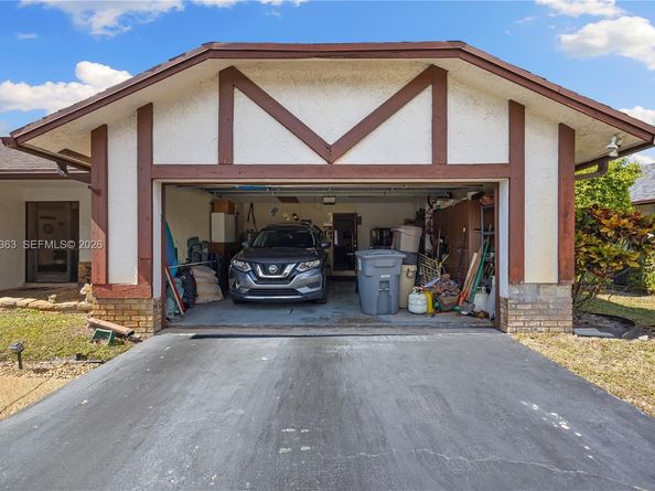 21193 Raindance Ln, Boca Raton FL 33428