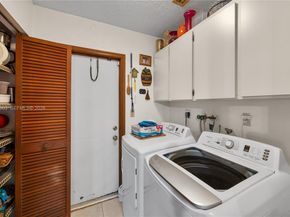 21193 Raindance Ln, Boca Raton FL 33428