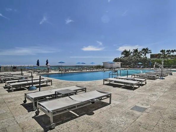 19201 Collins Ave 733, Sunny Isles Beach FL 33160