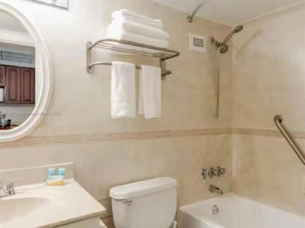 19201 Collins Ave 733, Sunny Isles Beach FL 33160