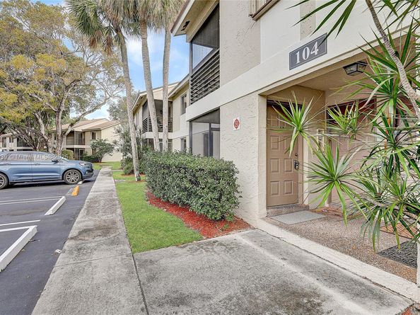 104 Gardens Dr 103, Pompano Beach FL 33069