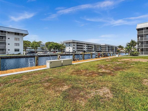 3600 NE 170th St 102, North Miami Beach FL 33160