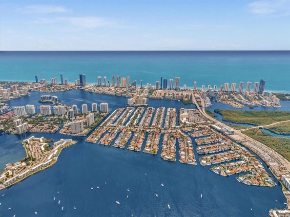 3600 NE 170th St 102, North Miami Beach FL 33160