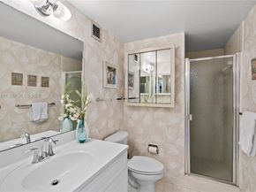 500 Three Islands Blvd 917, Hallandale Beach FL 33009