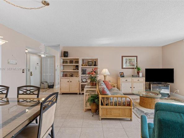 500 Three Islands Blvd 917, Hallandale Beach FL 33009