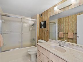 500 Three Islands Blvd 917, Hallandale Beach FL 33009