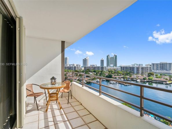 500 Three Islands Blvd 917, Hallandale Beach FL 33009