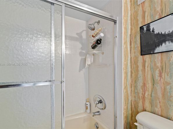 500 Three Islands Blvd 917, Hallandale Beach FL 33009