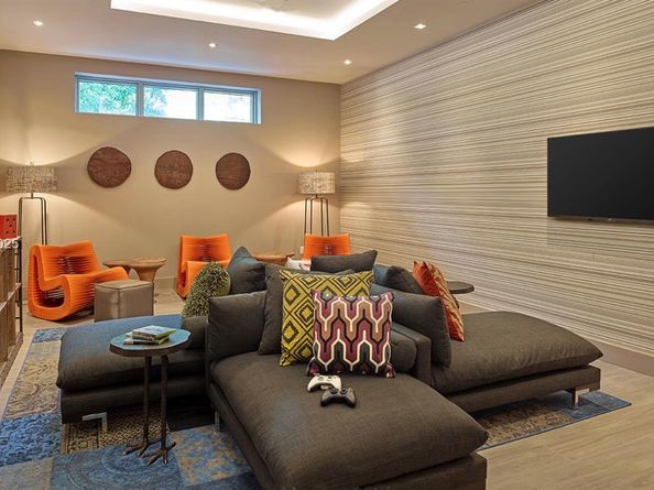 17301 Biscayne Blvd 910, North Miami Beach FL 33160