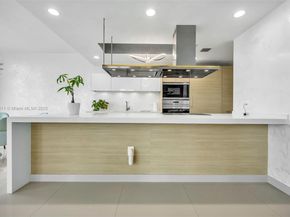 17301 Biscayne Blvd 910, North Miami Beach FL 33160