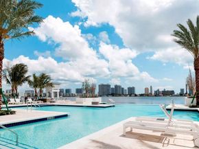 17301 Biscayne Blvd 910, North Miami Beach FL 33160