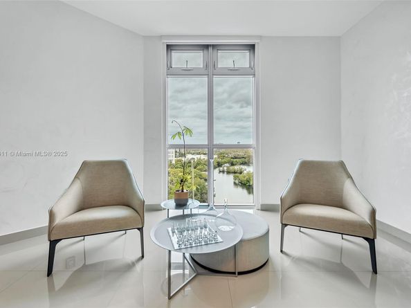 17301 Biscayne Blvd 910, North Miami Beach FL 33160