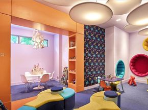 17301 Biscayne Blvd 910, North Miami Beach FL 33160