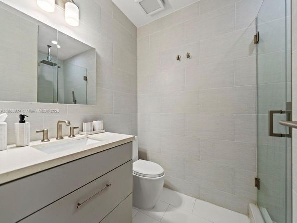 1339 S Venetian Way, Miami FL 33139