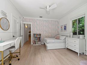 1339 S Venetian Way, Miami FL 33139