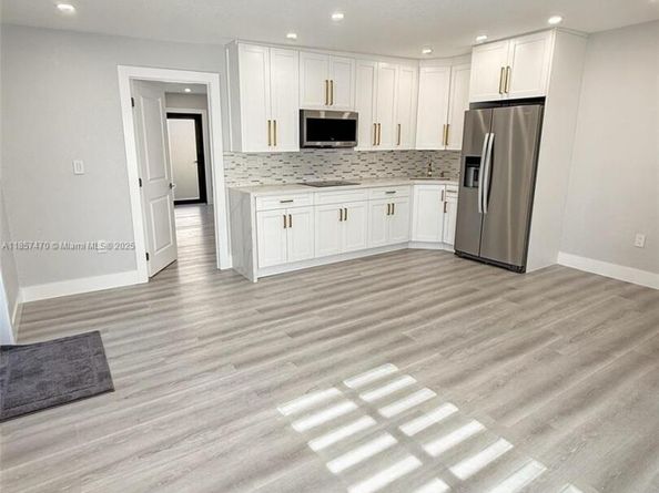 3601 NW 4th St, Miami FL 33125