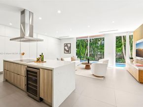 425 Harbor Dr, Key Biscayne FL 33149