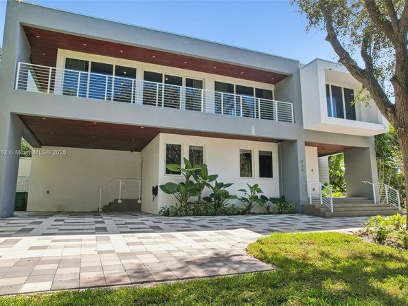 425 Harbor Dr, Key Biscayne FL 33149