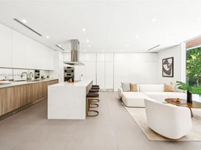 425 Harbor Dr, Key Biscayne FL 33149