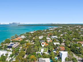 425 Harbor Dr, Key Biscayne FL 33149