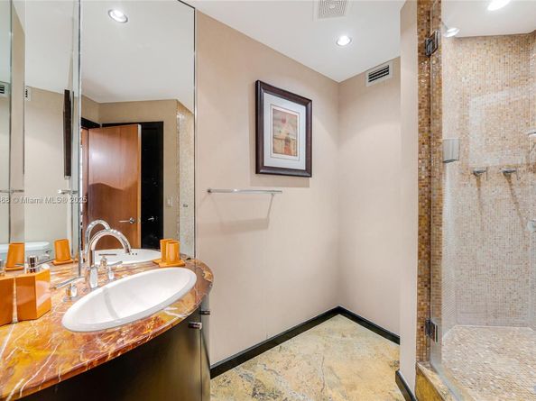 1455 Ocean Dr 1408, Miami Beach FL 33139