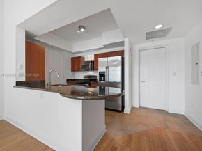 7265 SW 89th St A520, Miami FL 33156