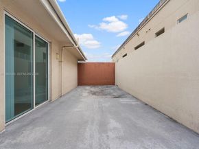 7265 SW 89th St A520, Miami FL 33156