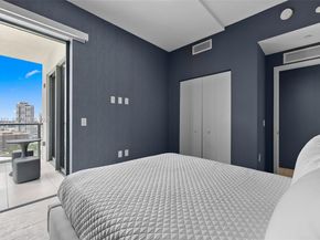 239 SW 9th St 2303, Miami FL 33130