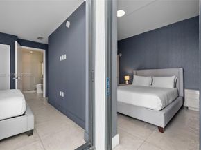 239 SW 9th St 2303, Miami FL 33130