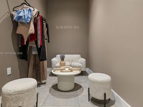 239 SW 9th St 2303, Miami FL 33130