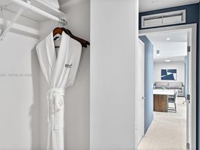 239 SW 9th St 2303, Miami FL 33130