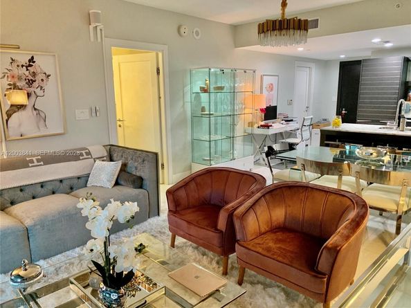 200 Biscayne Boulevard Way 4011, Miami FL 33131
