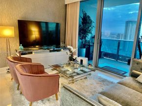 200 Biscayne Boulevard Way 4011, Miami FL 33131