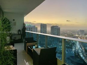 200 Biscayne Boulevard Way 4011, Miami FL 33131
