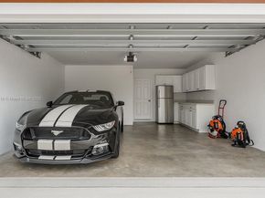 6953 Columbia Ct, Margate FL 33063