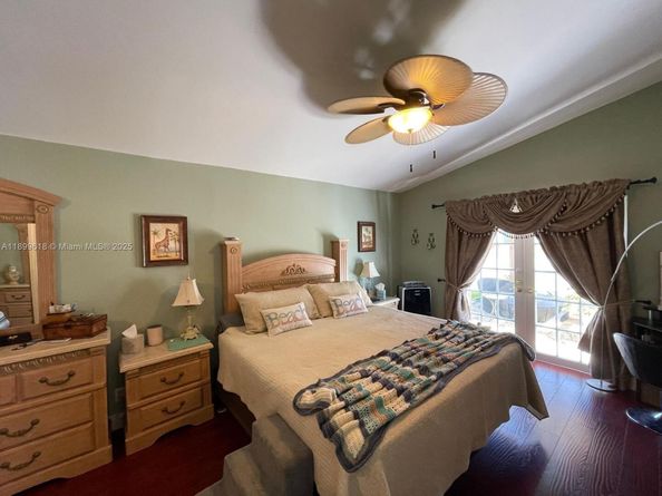 6953 Columbia Ct, Margate FL 33063