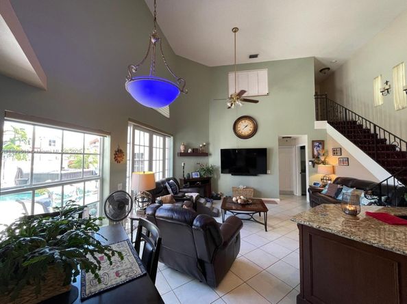 6953 Columbia Ct, Margate FL 33063