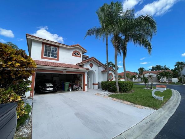 6953 Columbia Ct, Margate FL 33063