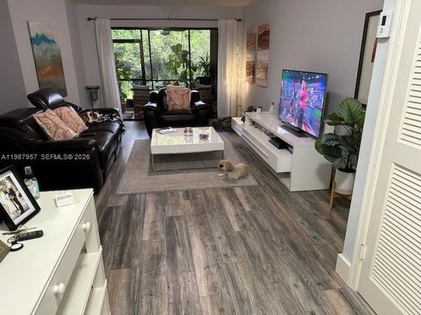 3309 Water Oak Dr 1304, Hollywood FL 33021