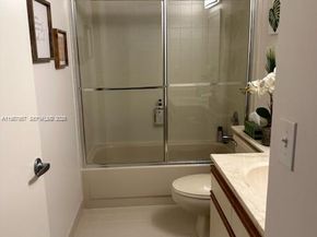 3309 Water Oak Dr 1304, Hollywood FL 33021